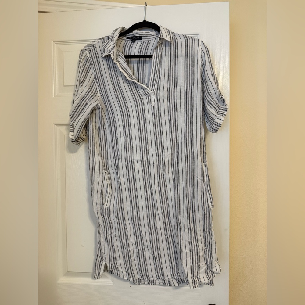 Velvet Heart Black and White Striped Top